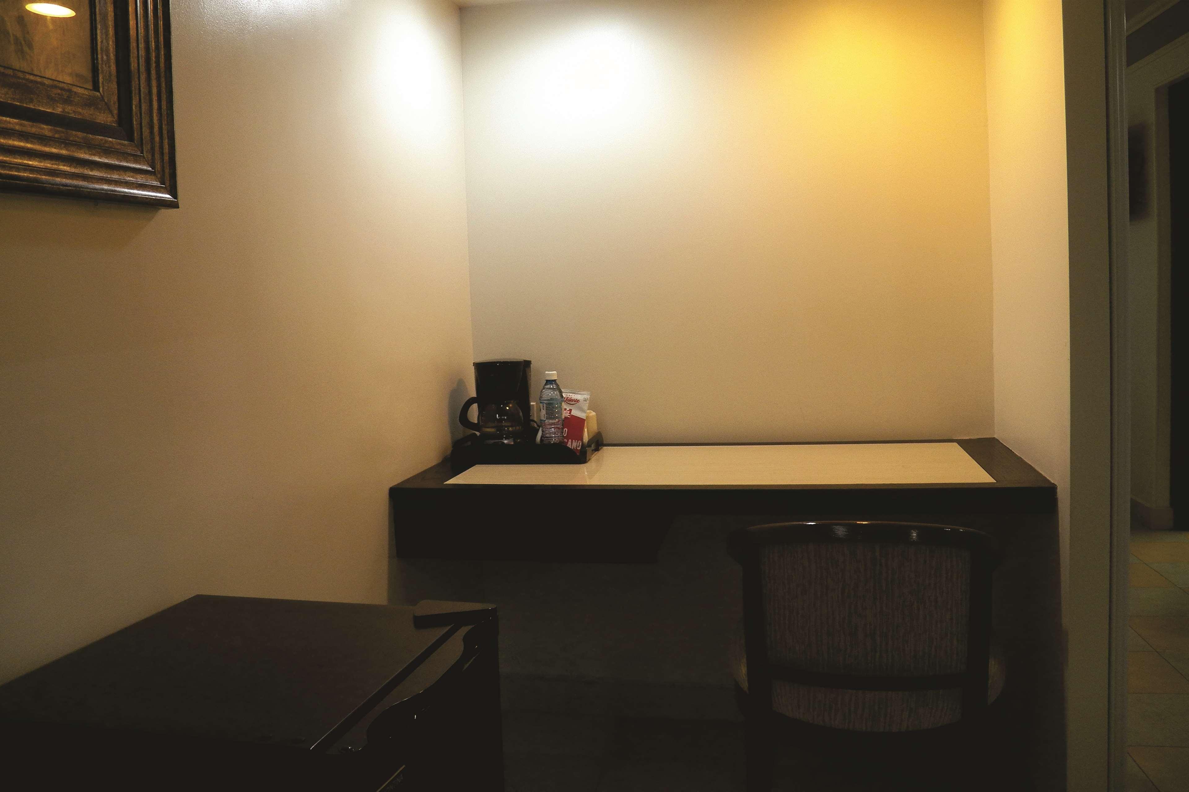 Best Western Hotel Plaza Matamoros Kültér fotó