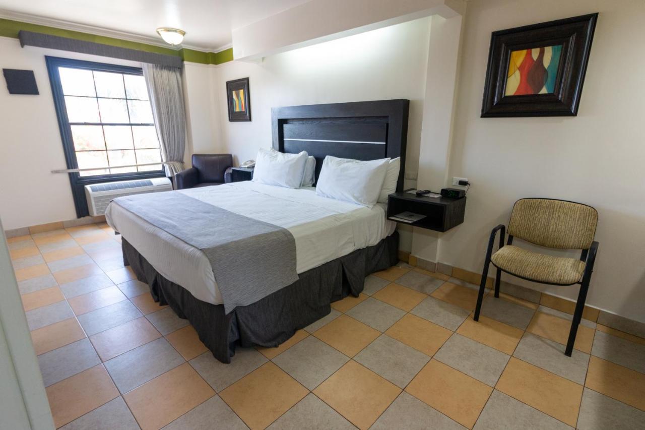 Best Western Hotel Plaza Matamoros Kültér fotó